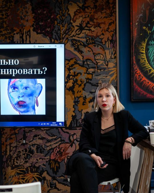 Виктория Шишкова. историк искусства, арт-консультант и куратор, основатель галереи «TRIPTYCH»